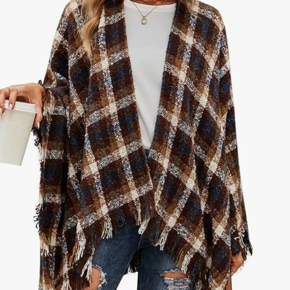 Womens Black Multi Buffalo Plaid Fringed Poncho Wrap OSFM - Picture 6 of 6